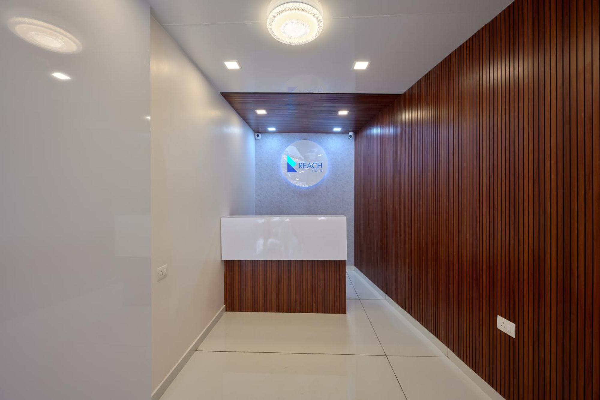 Reach Inn Kochi Exteriör bild