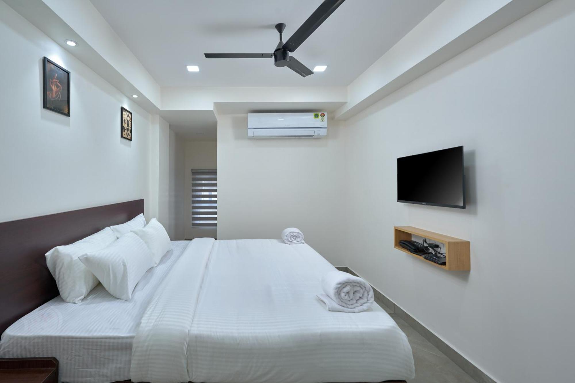 Reach Inn Kochi Exteriör bild