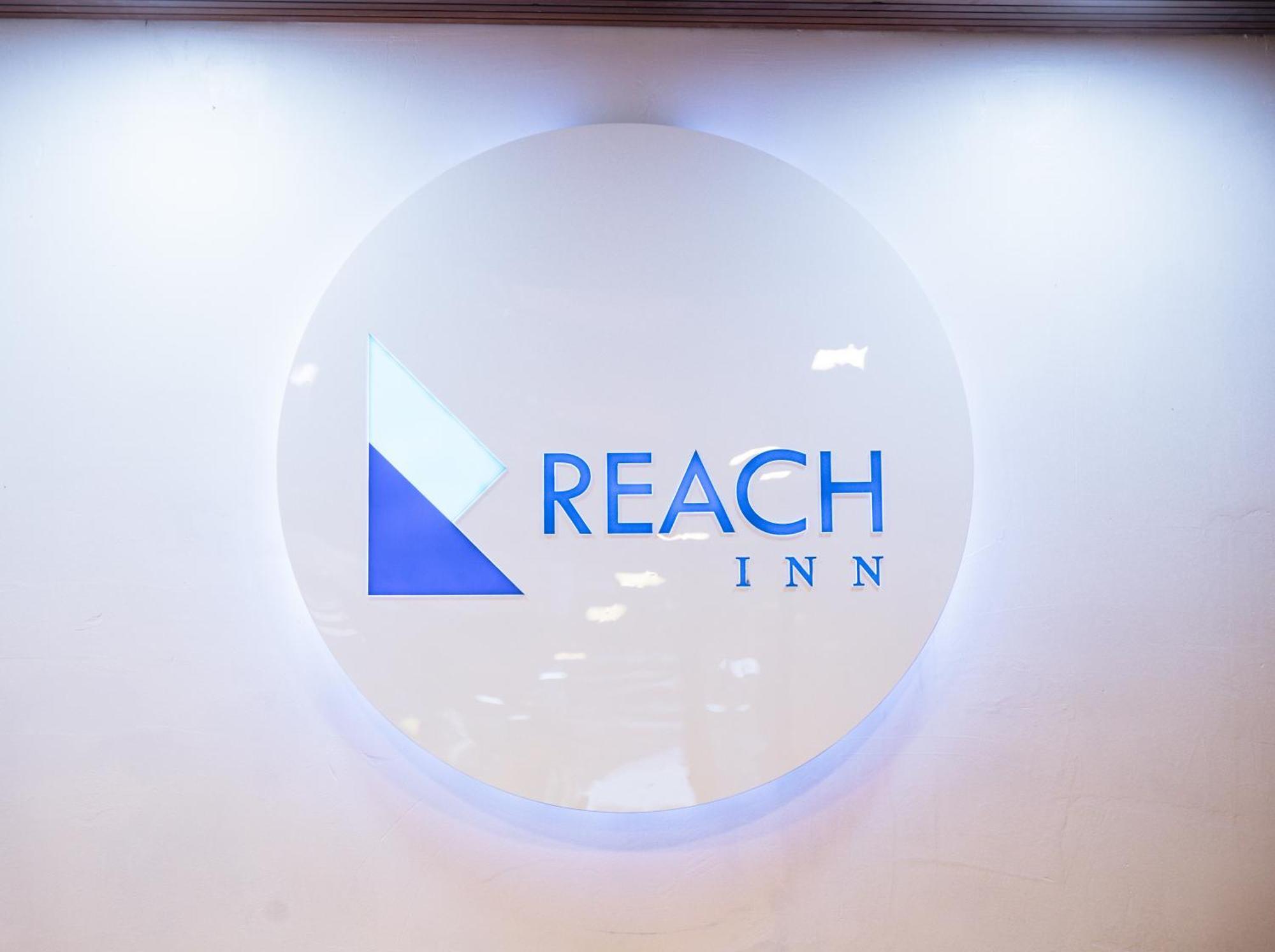 Reach Inn Kochi Exteriör bild